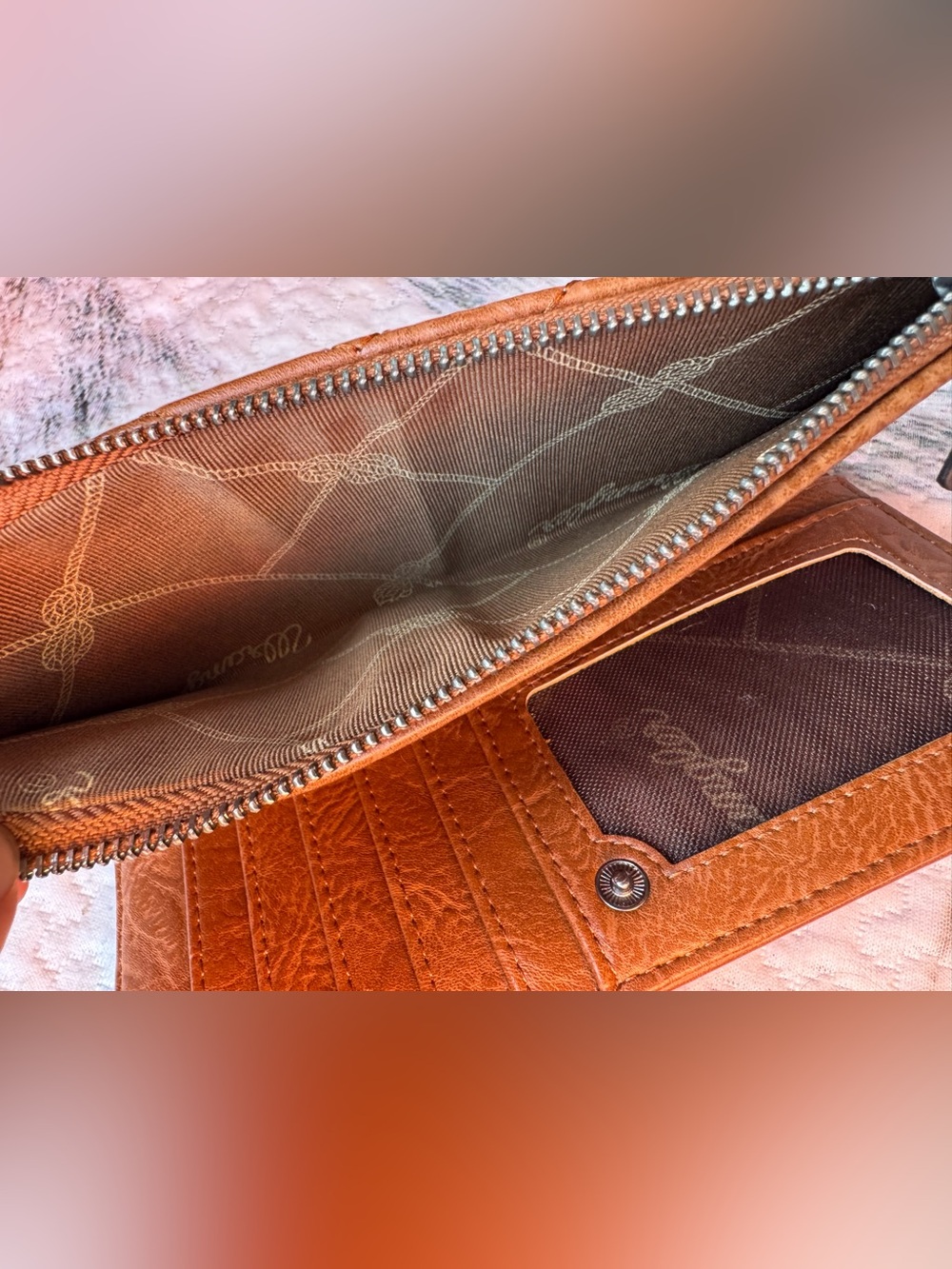 Wrangler brown chevron quilted minimalists wallet 8”x4” x 1” - Picture 8 of 8